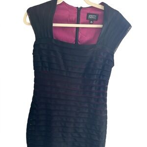 Adrianna Papell Black Tiered Mesh Women’s Dress Size 10 Petite Pink Under Lining